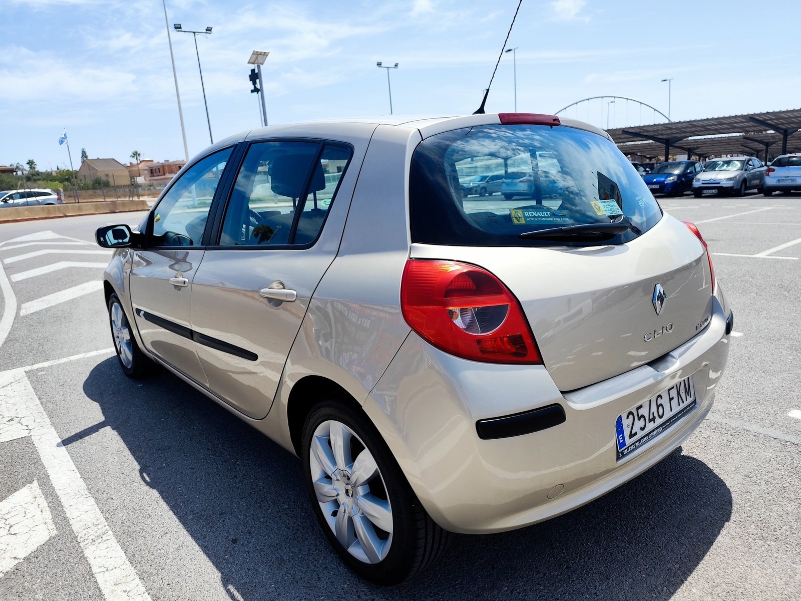 RENAULT CLIO 1.6 GASILONA 110 CV SOLO 58.000 KM 2007 AUTOMATICO