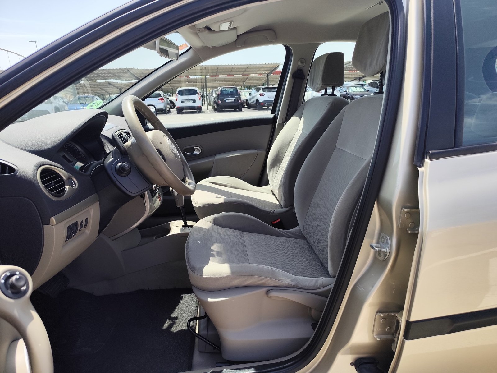 RENAULT CLIO 1.6 GASILONA 110 CV SOLO 58.000 KM 2007 AUTOMATICO