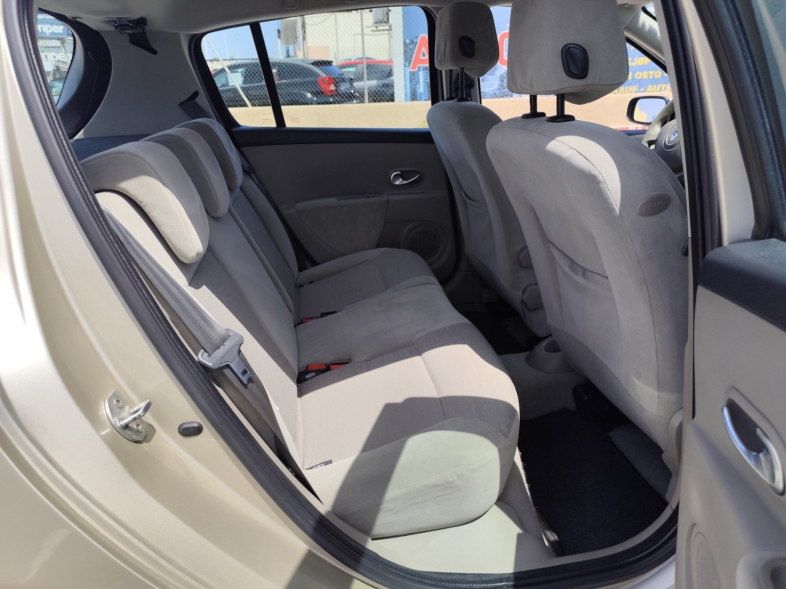 RENAULT CLIO 1.6 GASILONA 110 CV SOLO 58.000 KM 2007 AUTOMATICO
