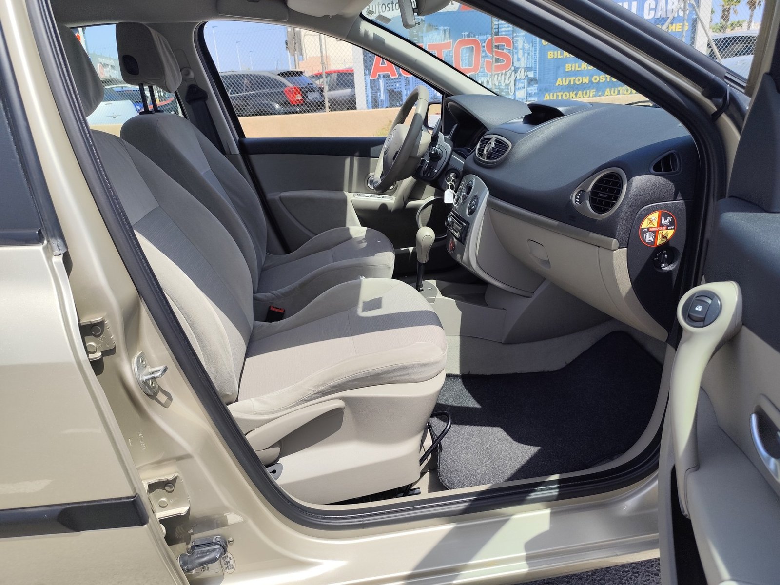 RENAULT CLIO 1.6 GASILONA 110 CV SOLO 58.000 KM 2007 AUTOMATICO