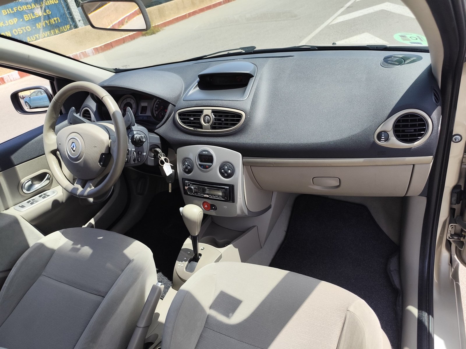 RENAULT CLIO 1.6 GASILONA 110 CV SOLO 58.000 KM 2007 AUTOMATICO