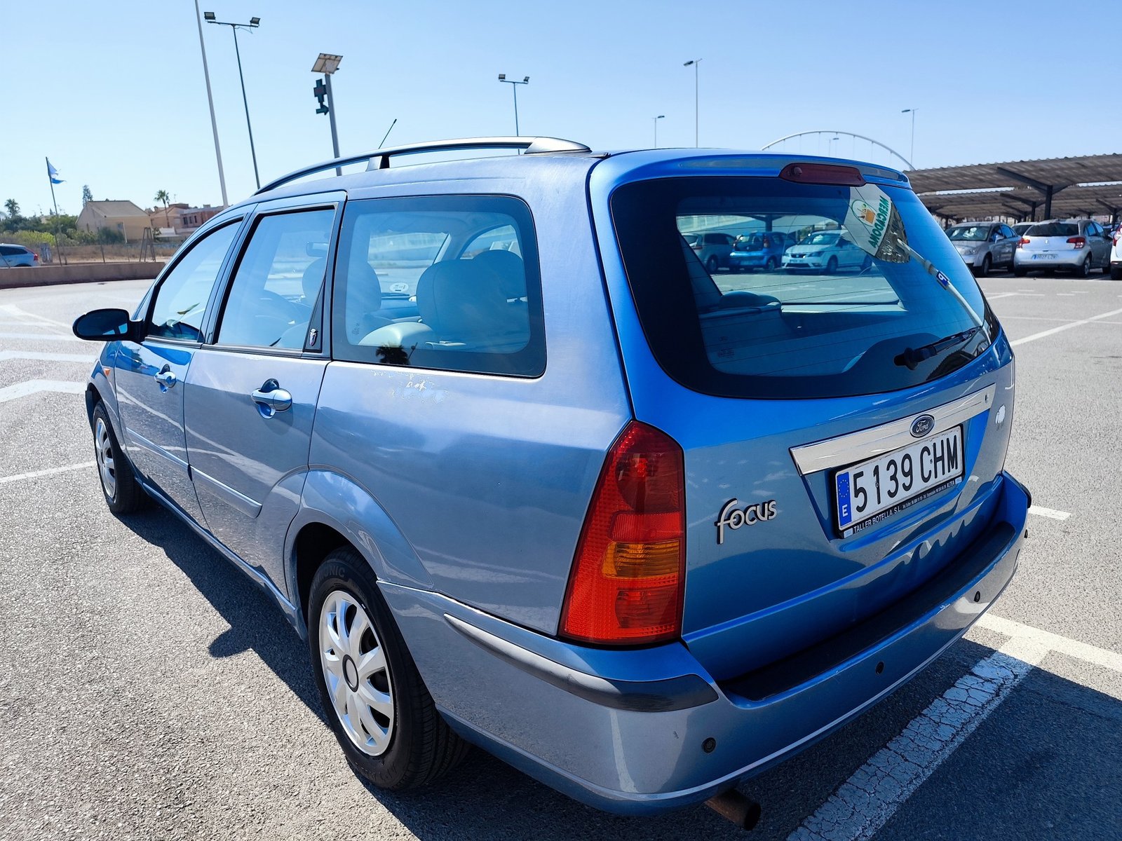 FORD FOCUS 1.6 GASOLINA 100 CV 2003 197.000 KM AUTOMATICO