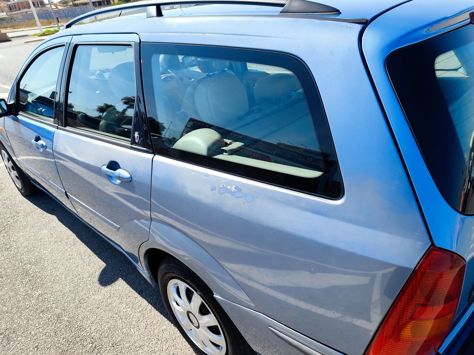 FORD FOCUS 1.6 GASOLINA 100 CV 2003 197.000 KM AUTOMATICO
