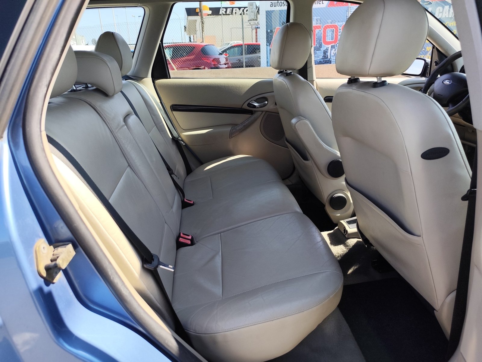 FORD FOCUS 1.6 GASOLINA 100 CV 2003 197.000 KM AUTOMATICO