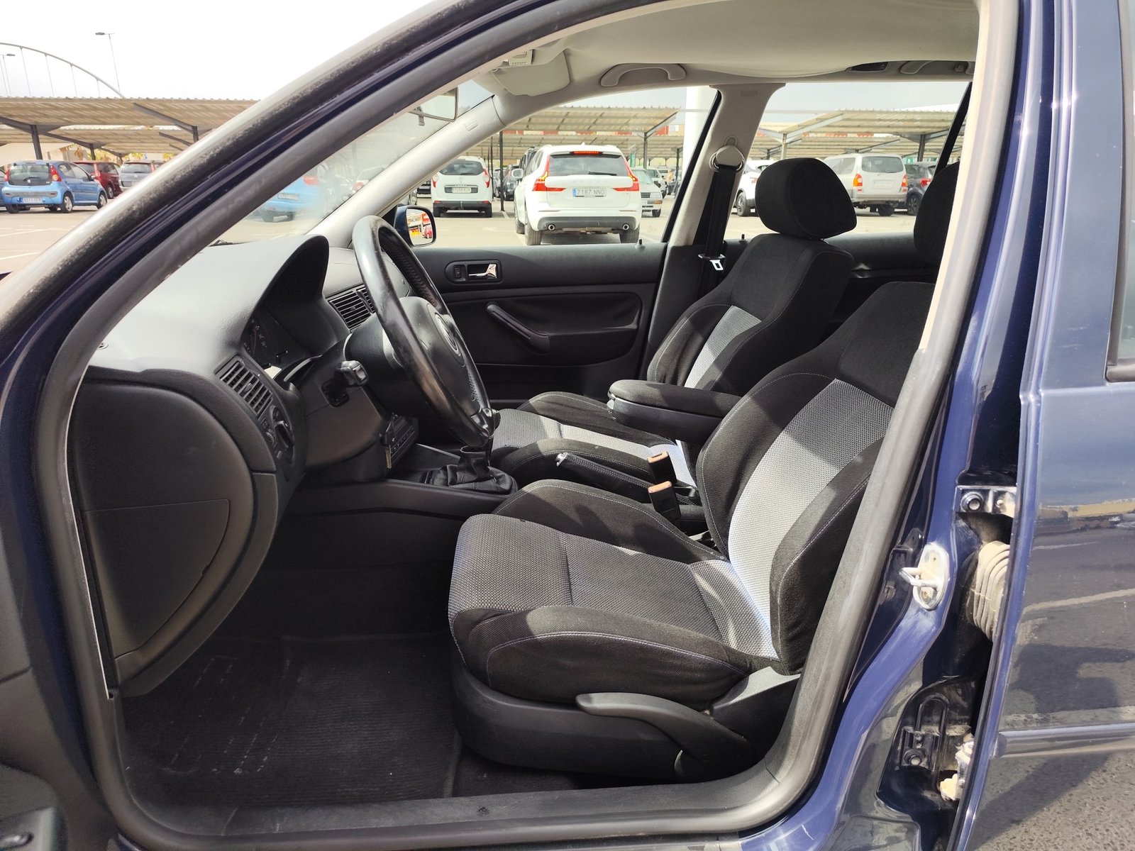 VOLKSWAGEN GOLF 1.9 DIESEL 100 CV 178.000 KM 2002 MANUAL