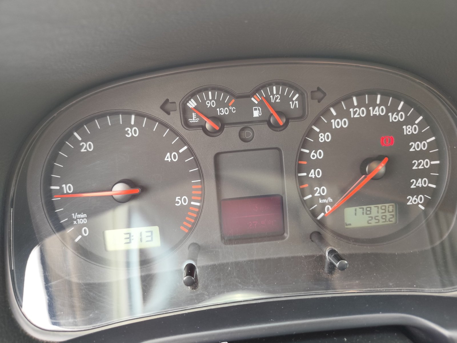 VOLKSWAGEN GOLF 1.9 DIESEL 100 CV 178.000 KM 2002 MANUAL
