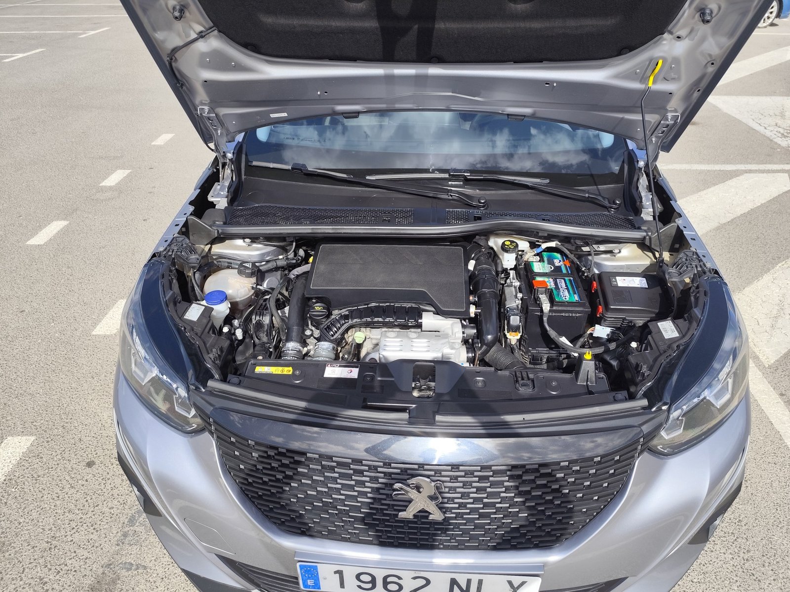 PEUGEOT 2008 1.2 GASOLINA 130 CV 103.000 KM 2021 AUTOMATICO