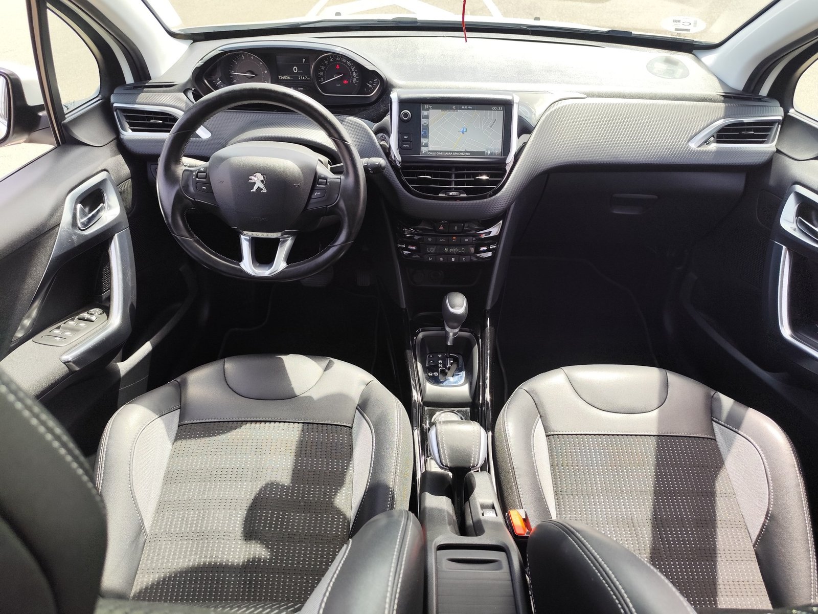 PEUGEOT 2008 1.2 GASOLINA 110 CV 2016 126.000 KM AUTOMATICO
