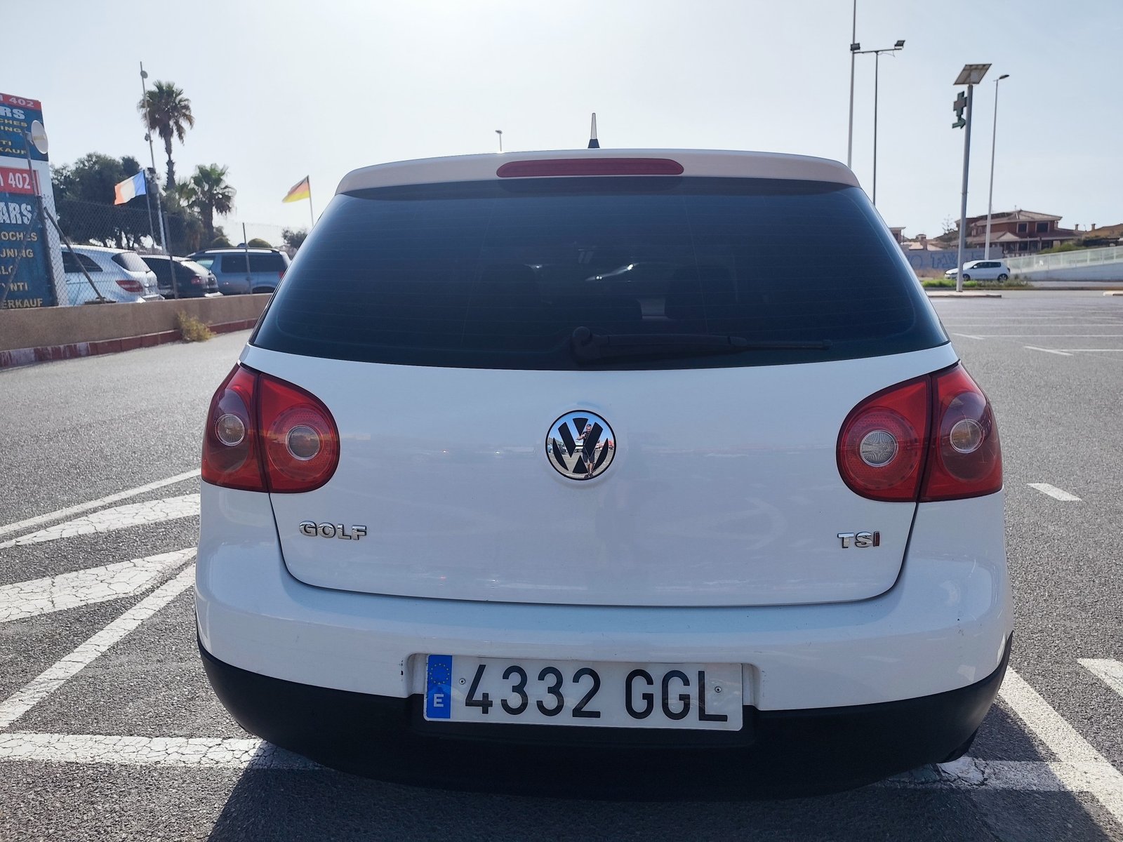 VOLKSWAGEN GOLF 1.4 GASOLINA 122 CV 2008 159.000 KM AUTOMATICO