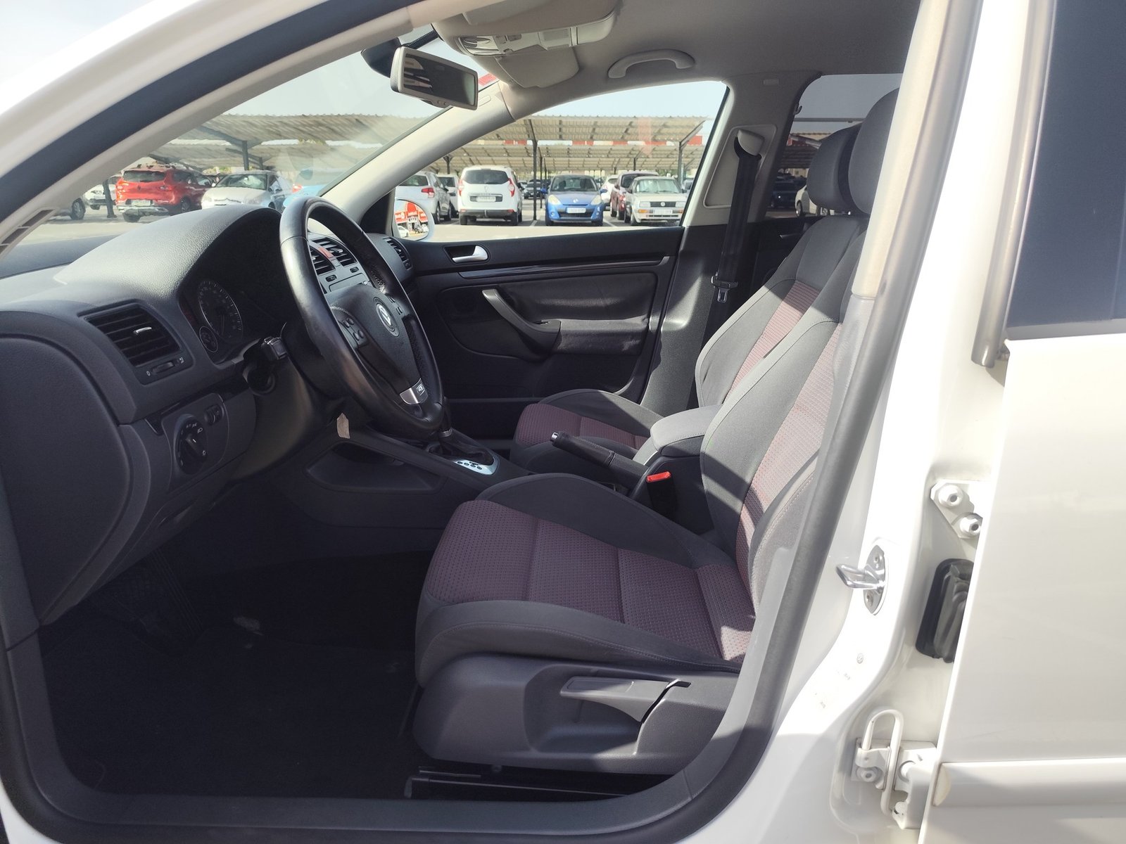 VOLKSWAGEN GOLF 1.4 GASOLINA 122 CV 2008 159.000 KM AUTOMATICO