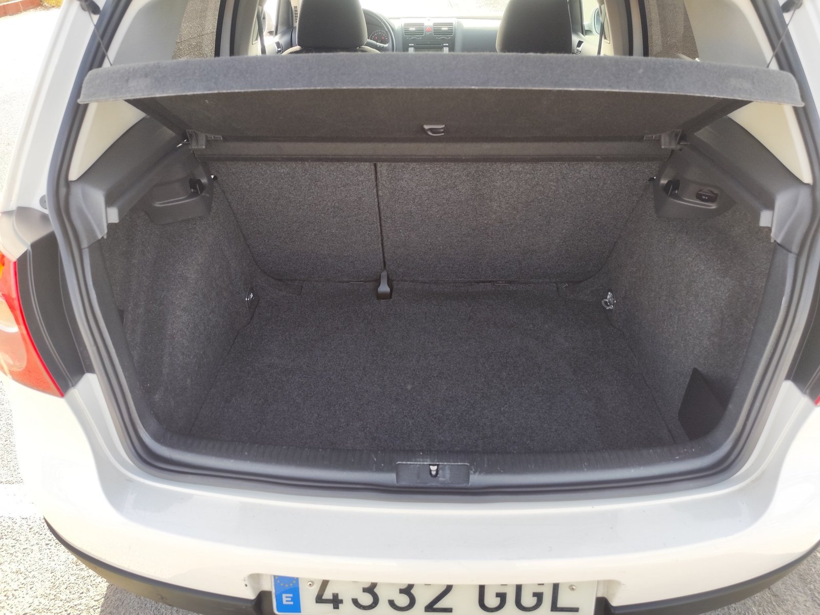 VOLKSWAGEN GOLF 1.4 GASOLINA 122 CV 2008 159.000 KM AUTOMATICO