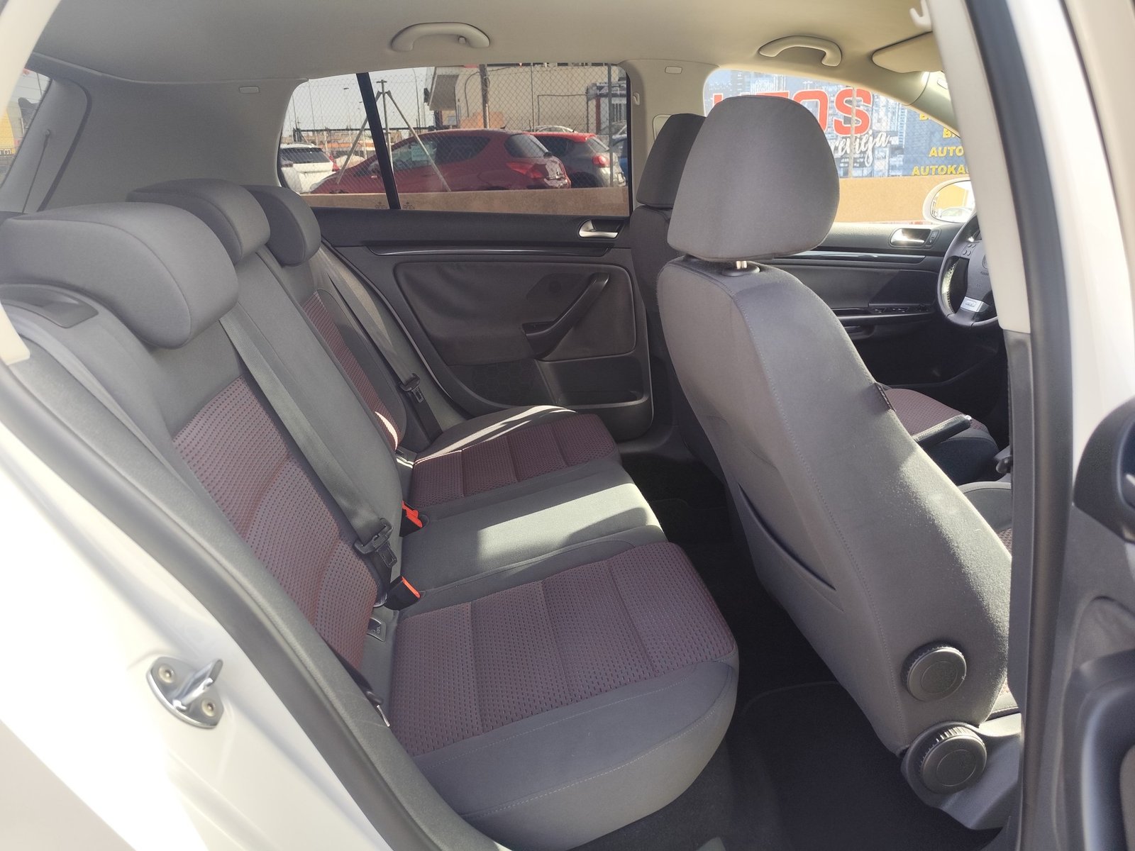 VOLKSWAGEN GOLF 1.4 GASOLINA 122 CV 2008 159.000 KM AUTOMATICO