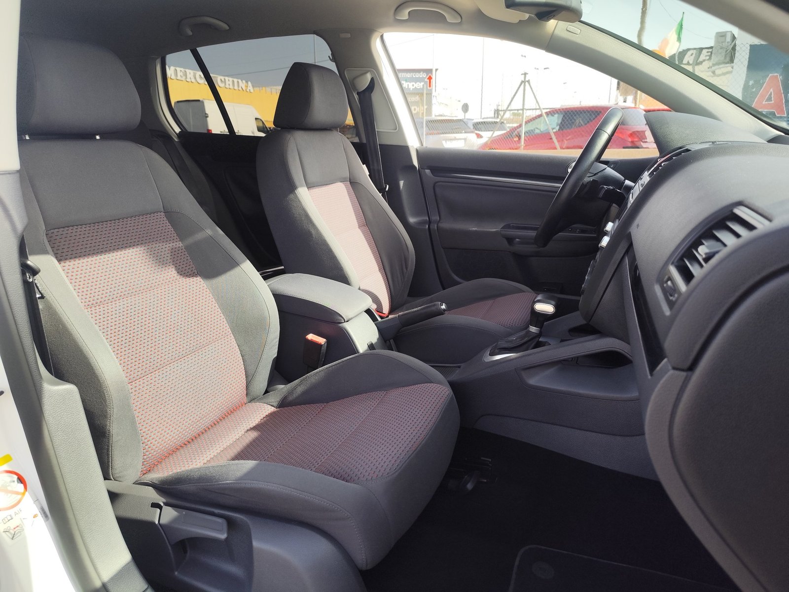 VOLKSWAGEN GOLF 1.4 GASOLINA 122 CV 2008 159.000 KM AUTOMATICO