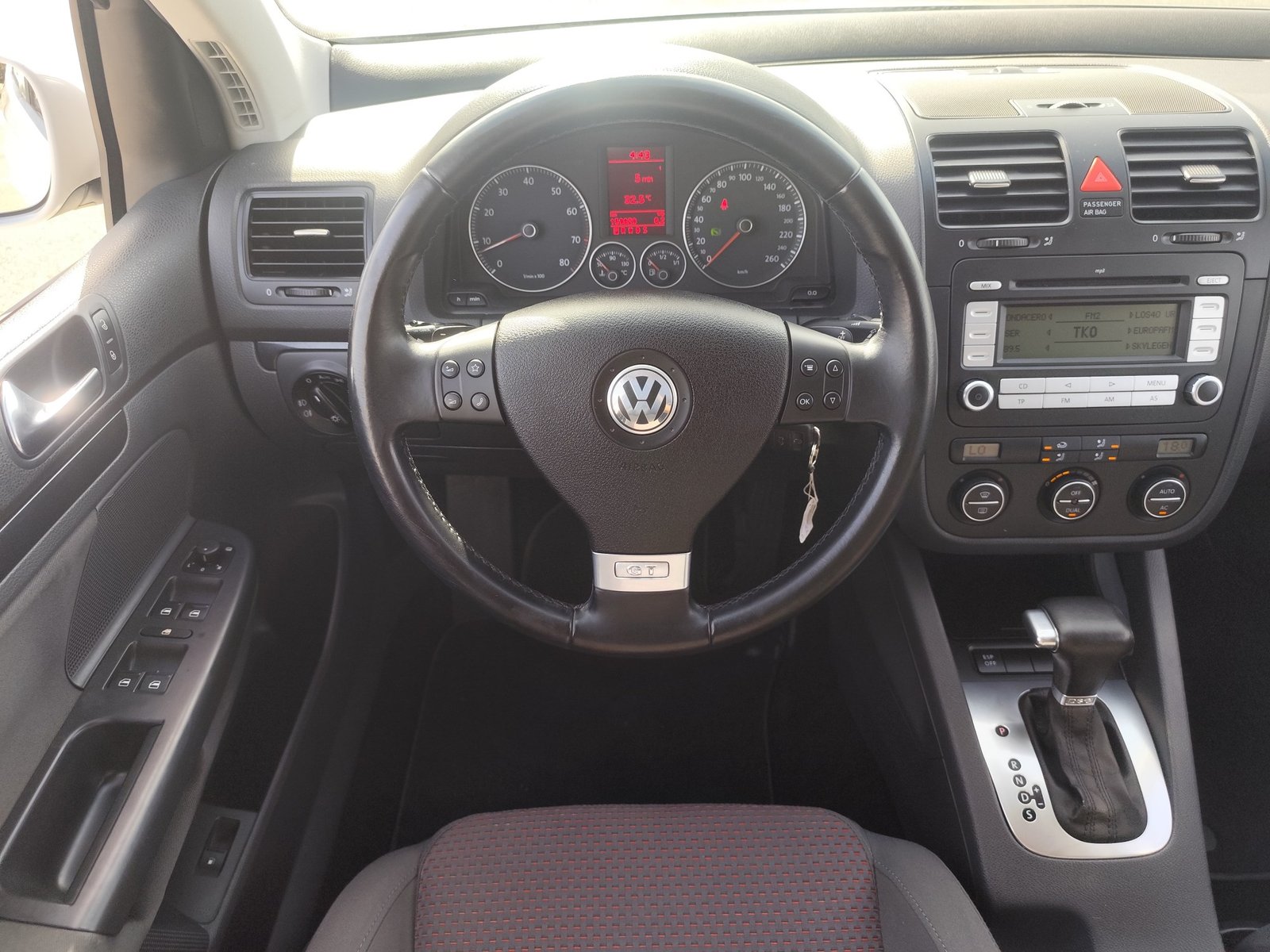 VOLKSWAGEN GOLF 1.4 GASOLINA 122 CV 2008 159.000 KM AUTOMATICO