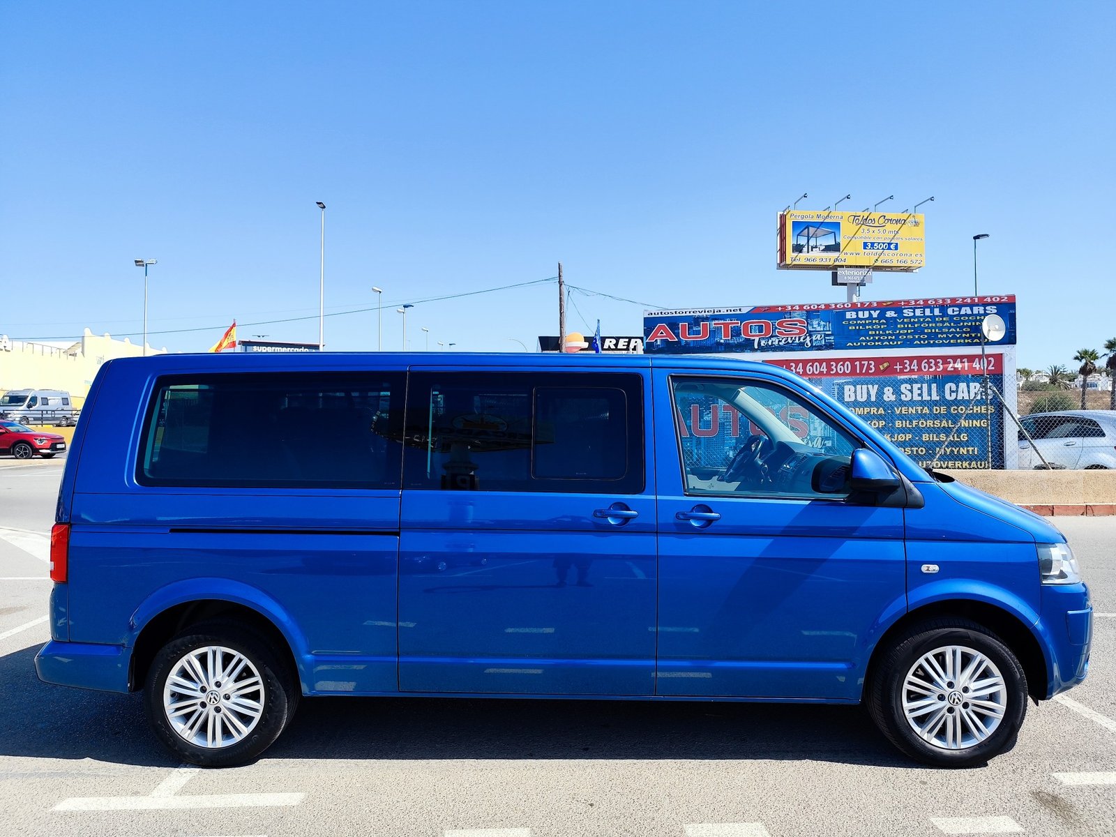 VOLKSWAGEN CARAVELLE 2.0 DIESEL 180 CV 2014 176.000 KM AUTOMATICO 9 PLAZAS
