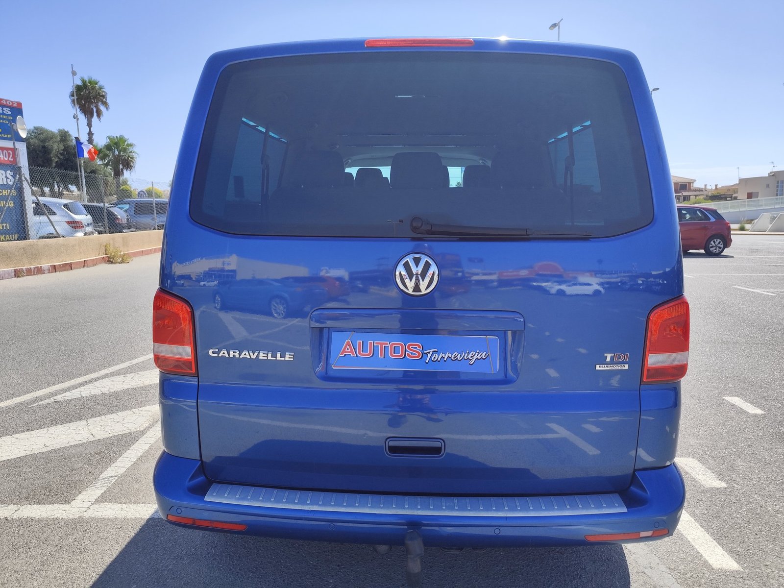 VOLKSWAGEN CARAVELLE 2.0 DIESEL 180 CV 2014 176.000 KM AUTOMATICO 9 PLAZAS
