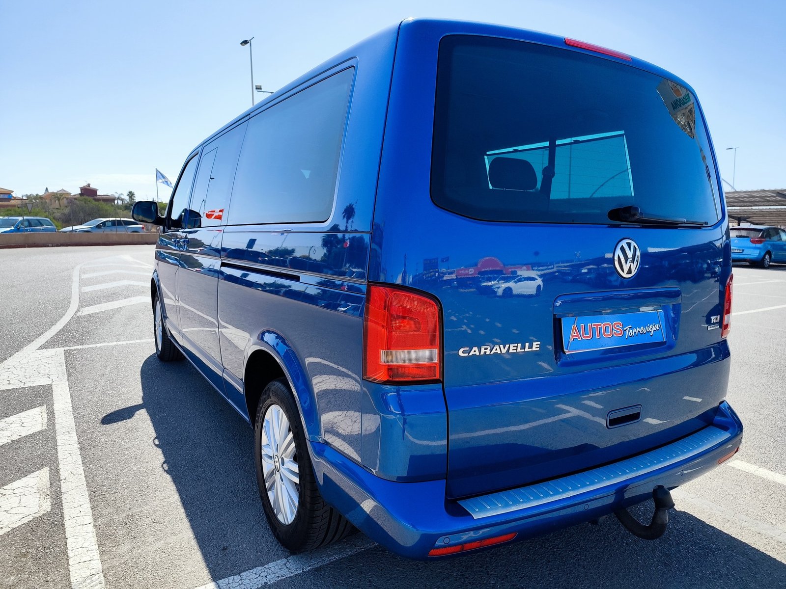 VOLKSWAGEN CARAVELLE 2.0 DIESEL 180 CV 2014 176.000 KM AUTOMATICO 9 PLAZAS