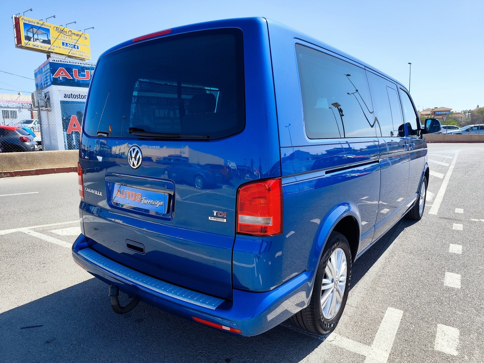 VOLKSWAGEN CARAVELLE 2.0 DIESEL 180 CV 2014 176.000 KM AUTOMATICO 9 PLAZAS