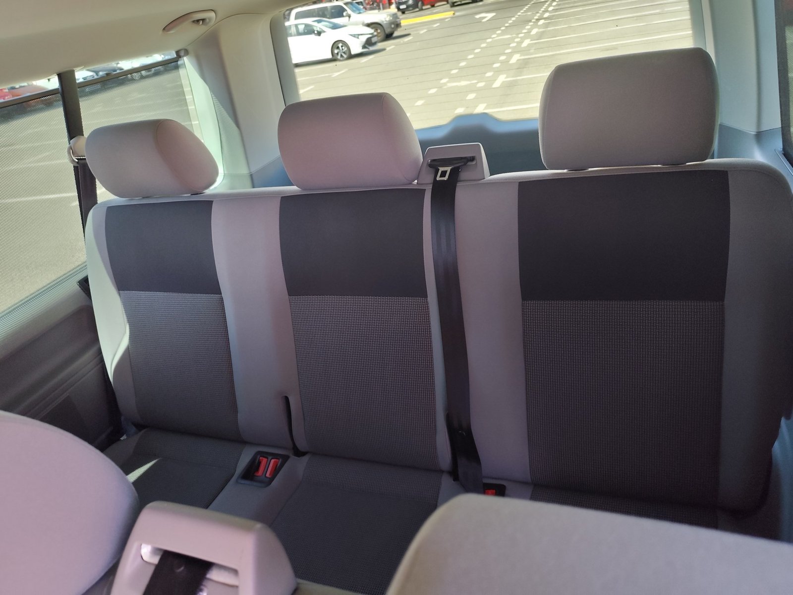 VOLKSWAGEN CARAVELLE 2.0 DIESEL 180 CV 2014 176.000 KM AUTOMATICO 9 PLAZAS