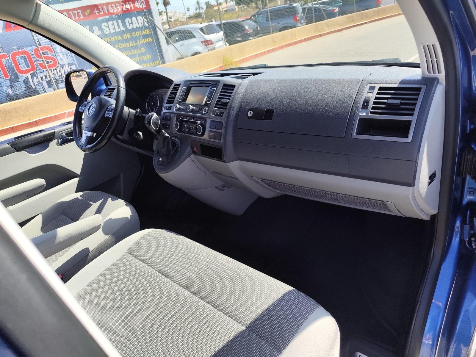 VOLKSWAGEN CARAVELLE 2.0 DIESEL 180 CV 2014 176.000 KM AUTOMATICO 9 PLAZAS