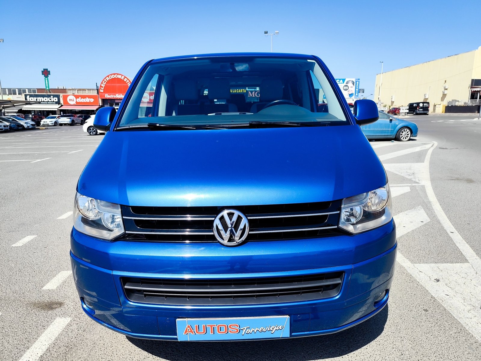 VOLKSWAGEN CARAVELLE 2.0 DIESEL 180 CV 2014 176.000 KM AUTOMATICO 9 PLAZAS