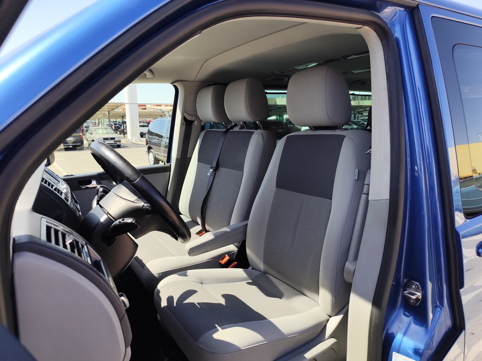 VOLKSWAGEN CARAVELLE 2.0 DIESEL 180 CV 2014 176.000 KM AUTOMATICO 9 PLAZAS