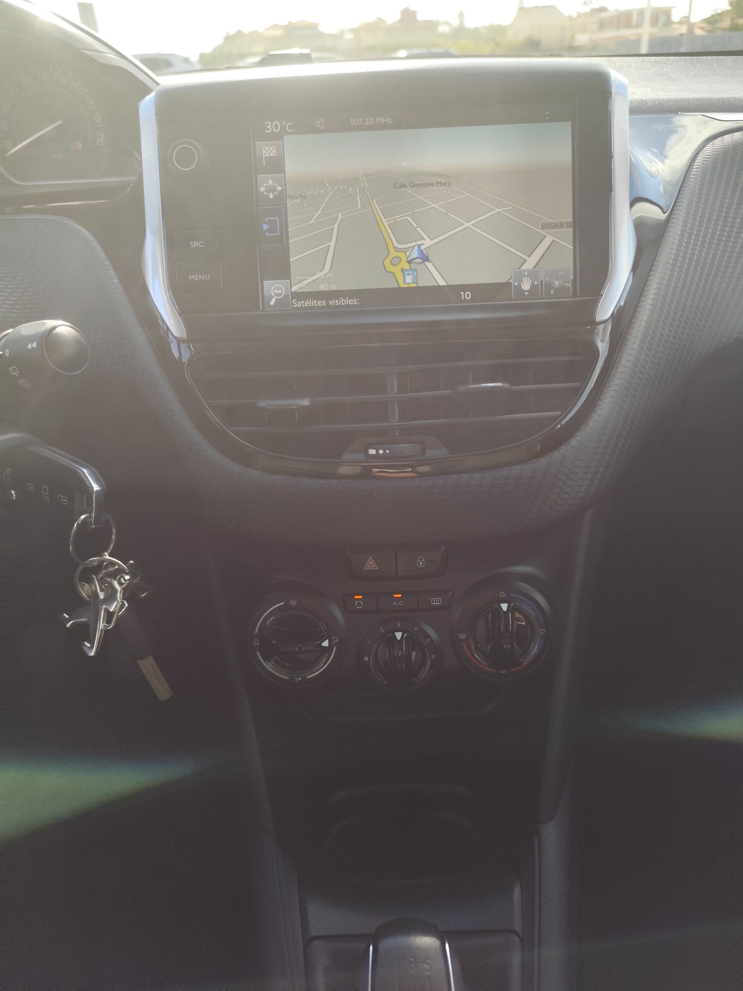 PEUGEOT 208 1.2 GASOLINA 82 CV 2016 99.000 KM MANUAL
