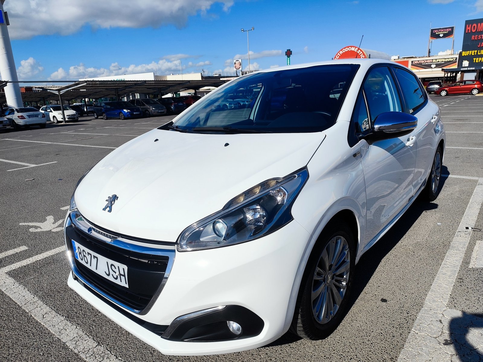 PEUGEOT 208 1.2 GASOLINA 82 CV 2016 99.000 KM MANUAL