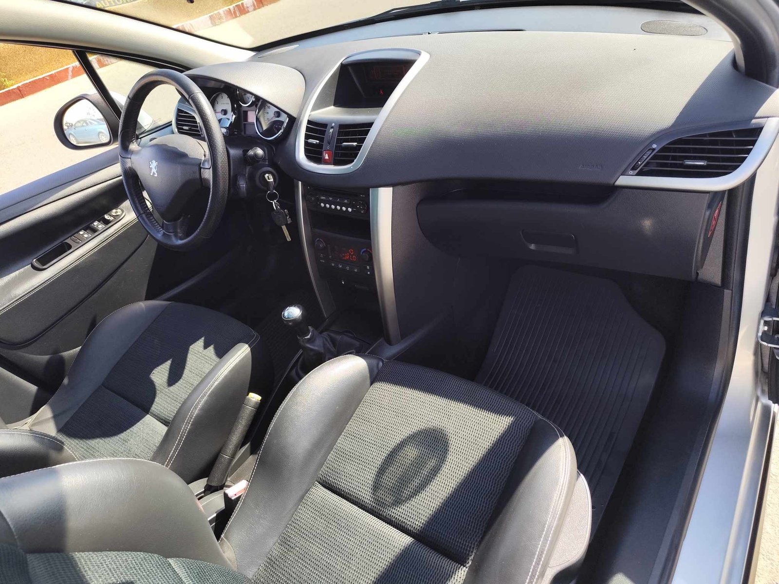 PEUGEOT 207 SW 1.6 GASOLINA 120 CV 2008 168.000 KM MANUAL