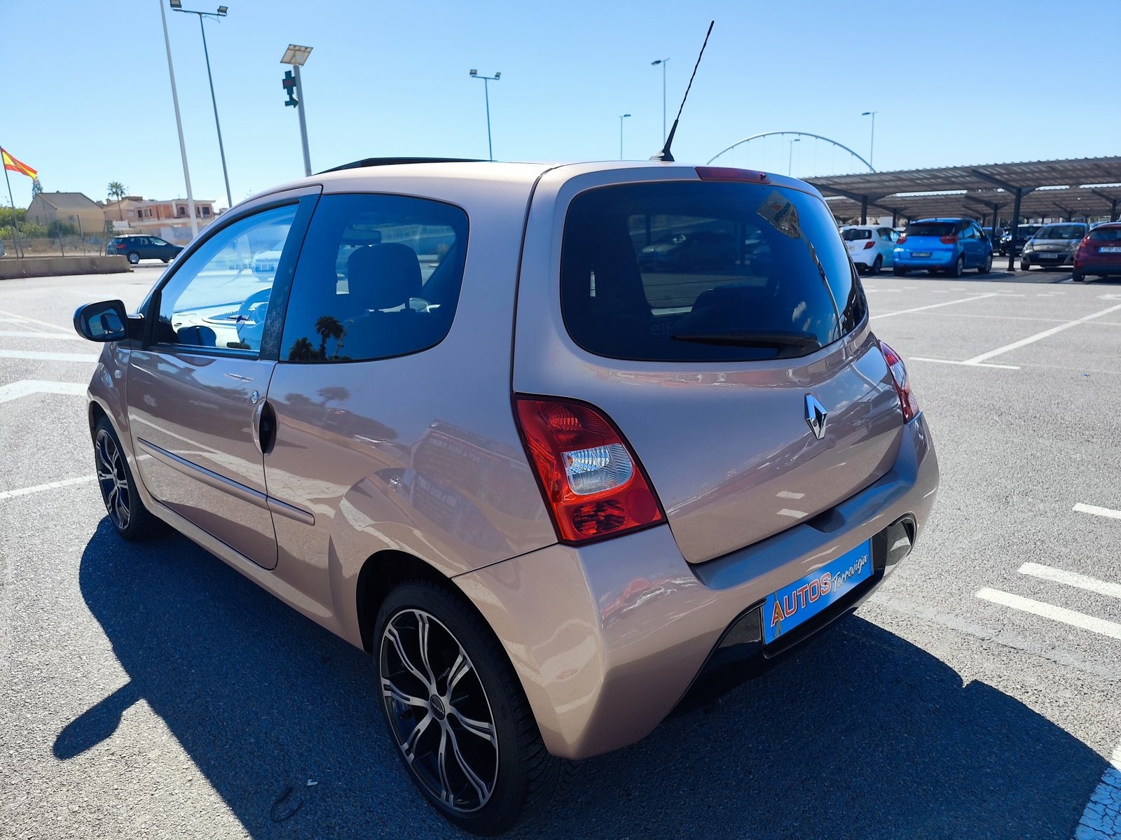 RENAULT TWINGO 1.2 GASOLINA 75 CV 156.000 KM 2011 MANUAL