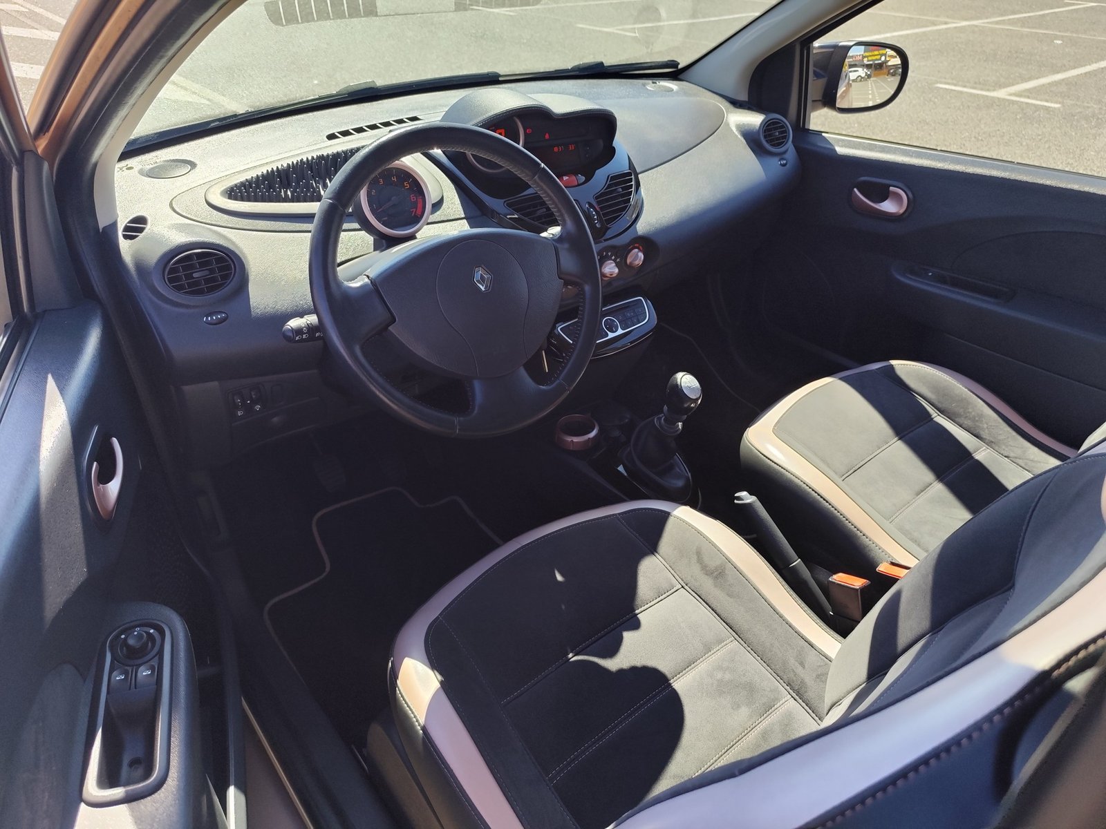 RENAULT TWINGO 1.2 GASOLINA 75 CV 156.000 KM 2011 MANUAL