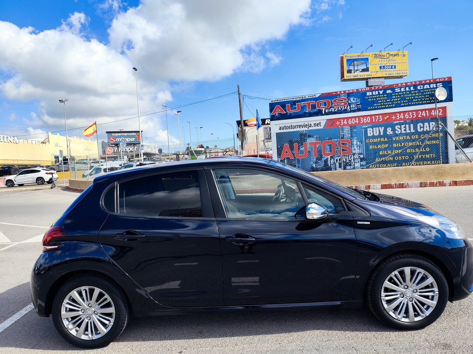 PEUGEOT 208 1.2 GASOLINA 82 CV SOLO 46.000 KM 2018 MANUAL