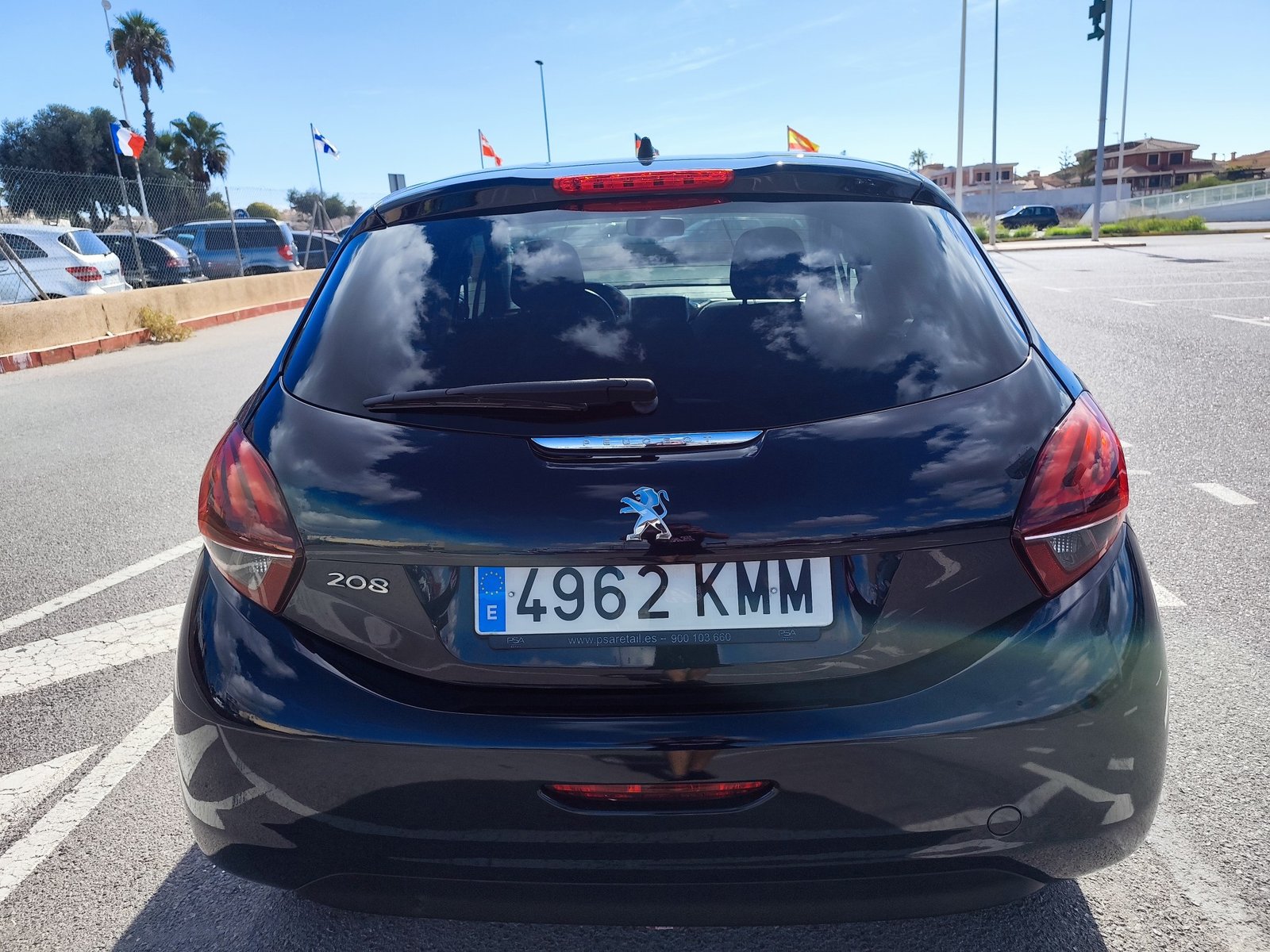 PEUGEOT 208 1.2 GASOLINA 82 CV SOLO 46.000 KM 2018 MANUAL