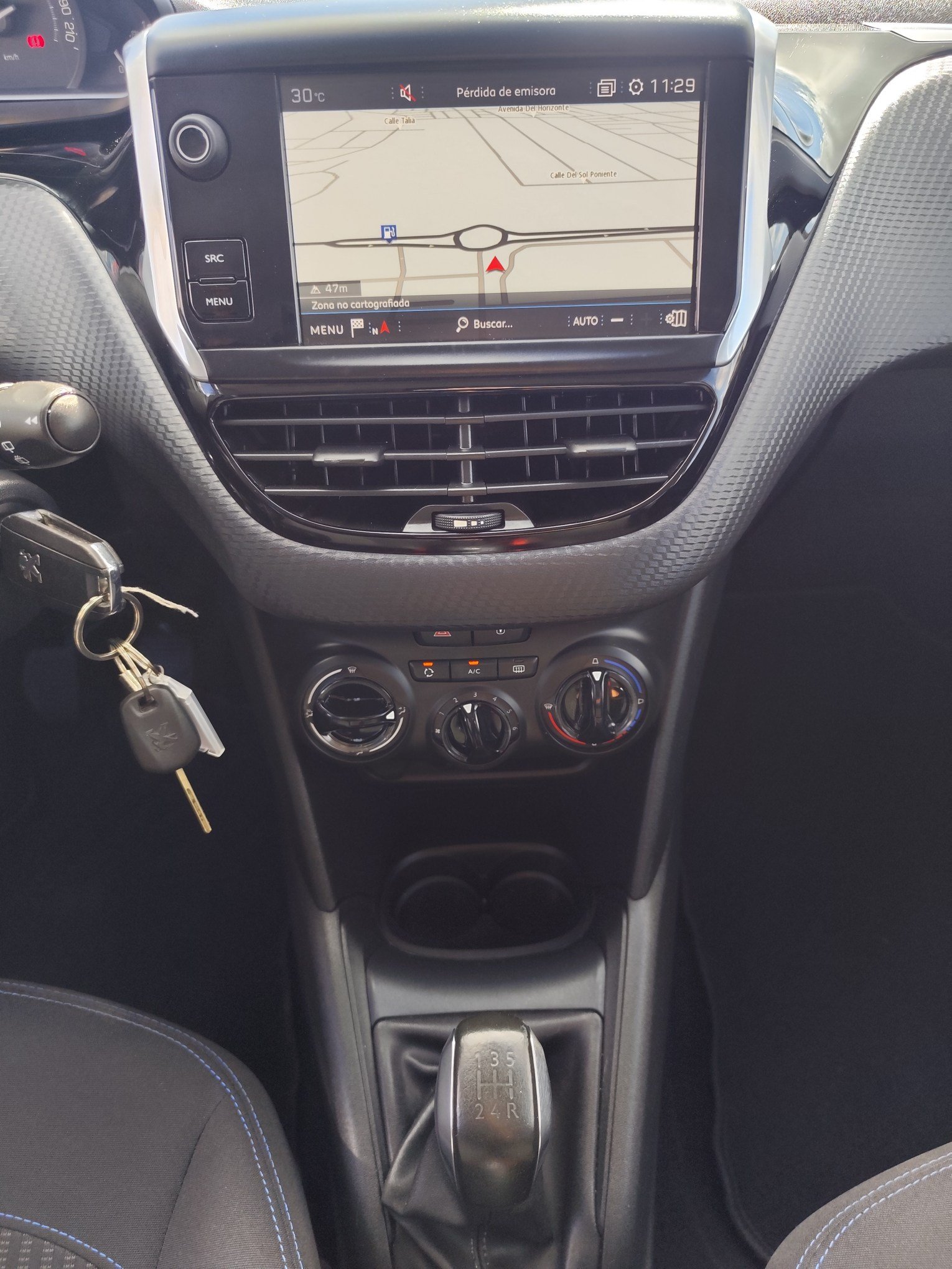PEUGEOT 208 1.2 GASOLINA 82 CV SOLO 46.000 KM 2018 MANUAL