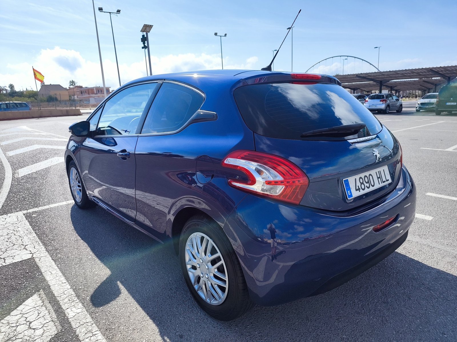 PEUGEOT 208 1.2 GASOLINA 82 CV 122.000 KM 2012 MANUAL