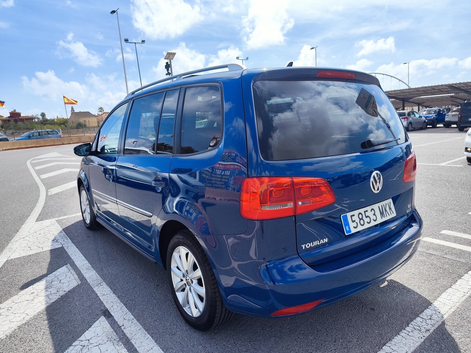 VOLKSWAGEN TOURAN 1.6 DIESEL 105 CV 12/2012 163.000 KM AUTOMATICO