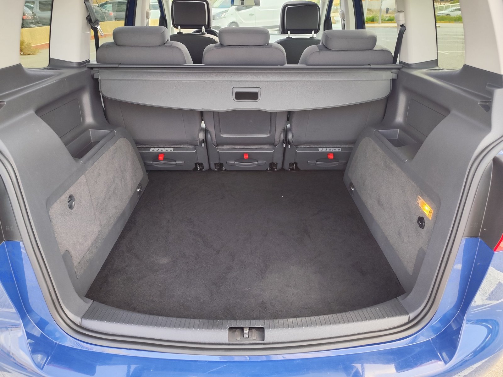 VOLKSWAGEN TOURAN 1.6 DIESEL 105 CV 12/2012 163.000 KM AUTOMATICO