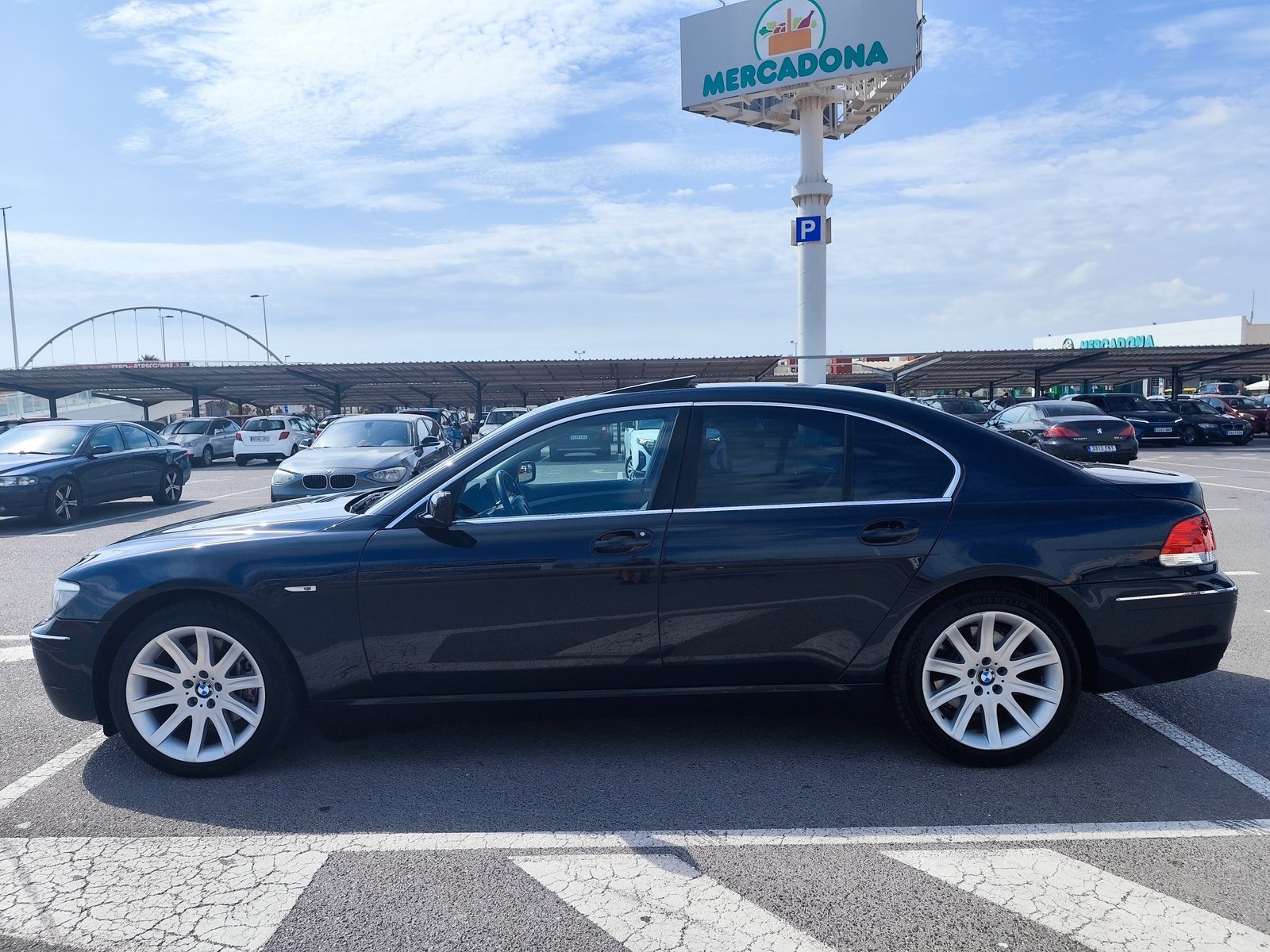 BMW 740i V8 4.0 GASOLINA 306 CV 2007 230.000 KM AUTOMATICO