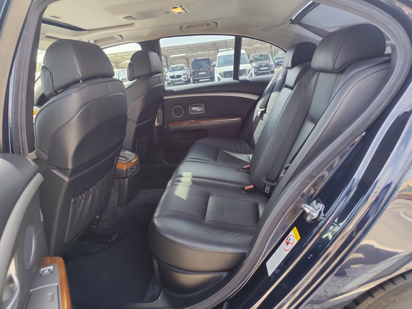BMW 740i V8 4.0 GASOLINA 306 CV 2007 230.000 KM AUTOMATICO
