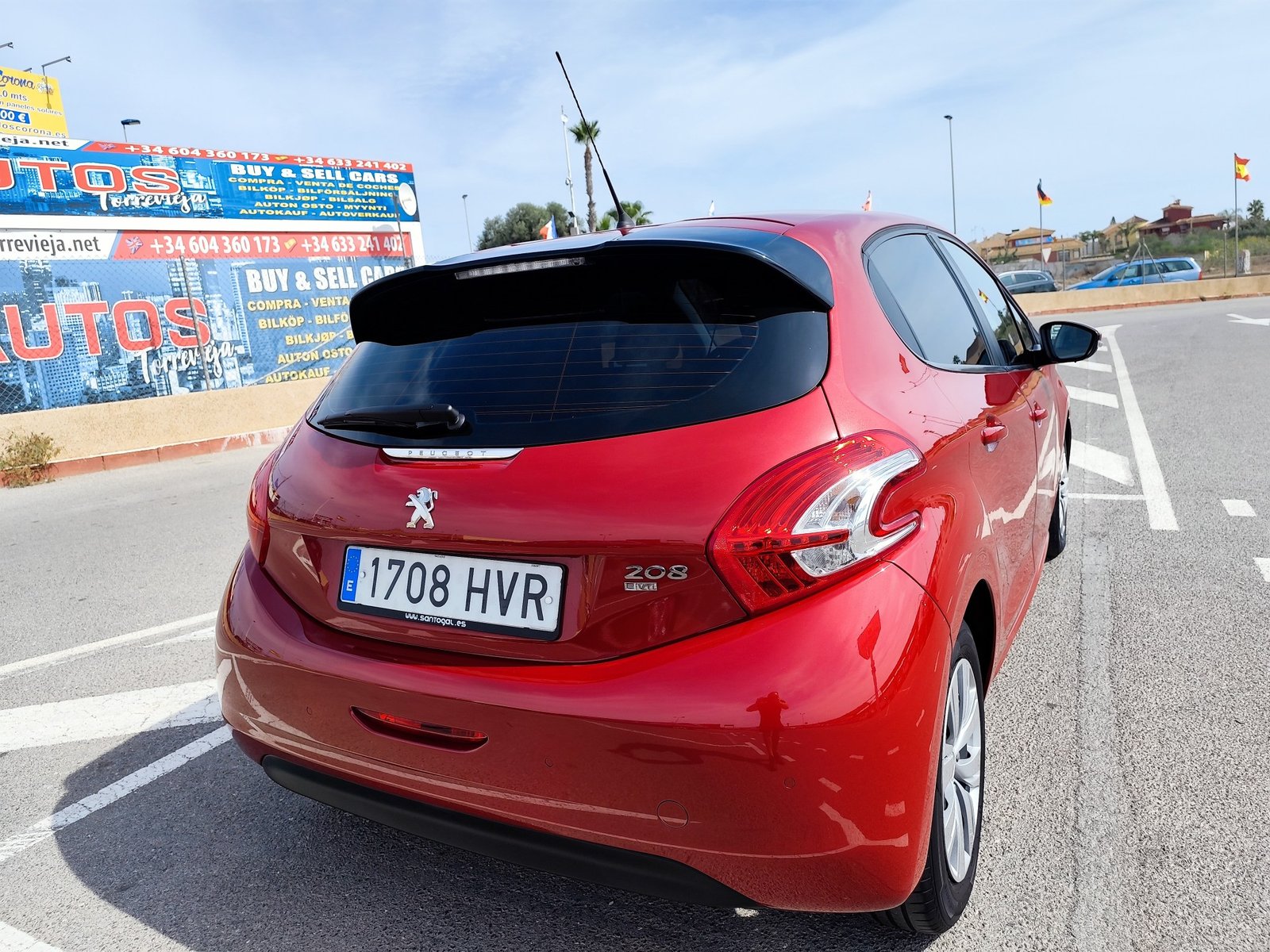 PEUGEOT 208  1.2 GASOLINA 82 CV 116.000 KM 2014 AUTOMATICO