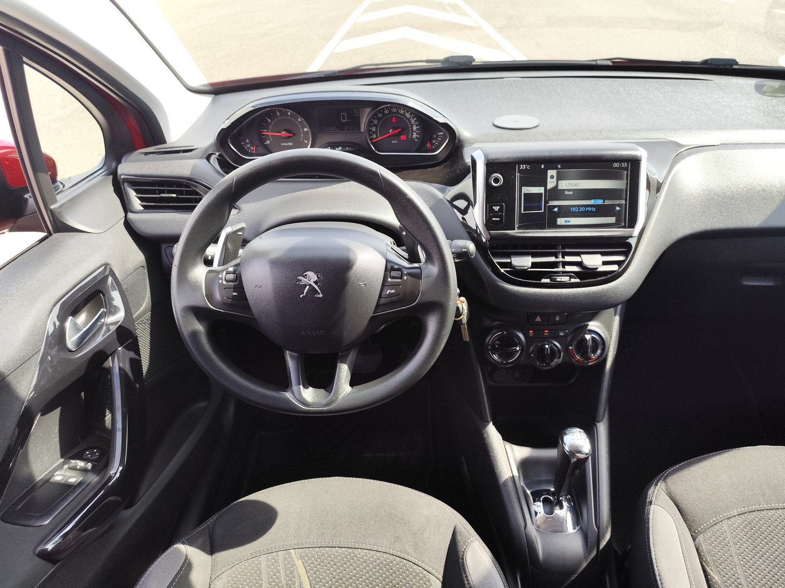PEUGEOT 208  1.2 GASOLINA 82 CV 116.000 KM 2014 AUTOMATICO