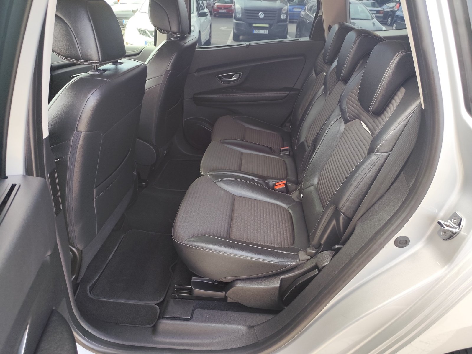 RENAULT GRAND SCENIC 1.3 GASOLINA 140 CV 12/2020 122.000 KM AUTOMATICO 7 PLAZAS