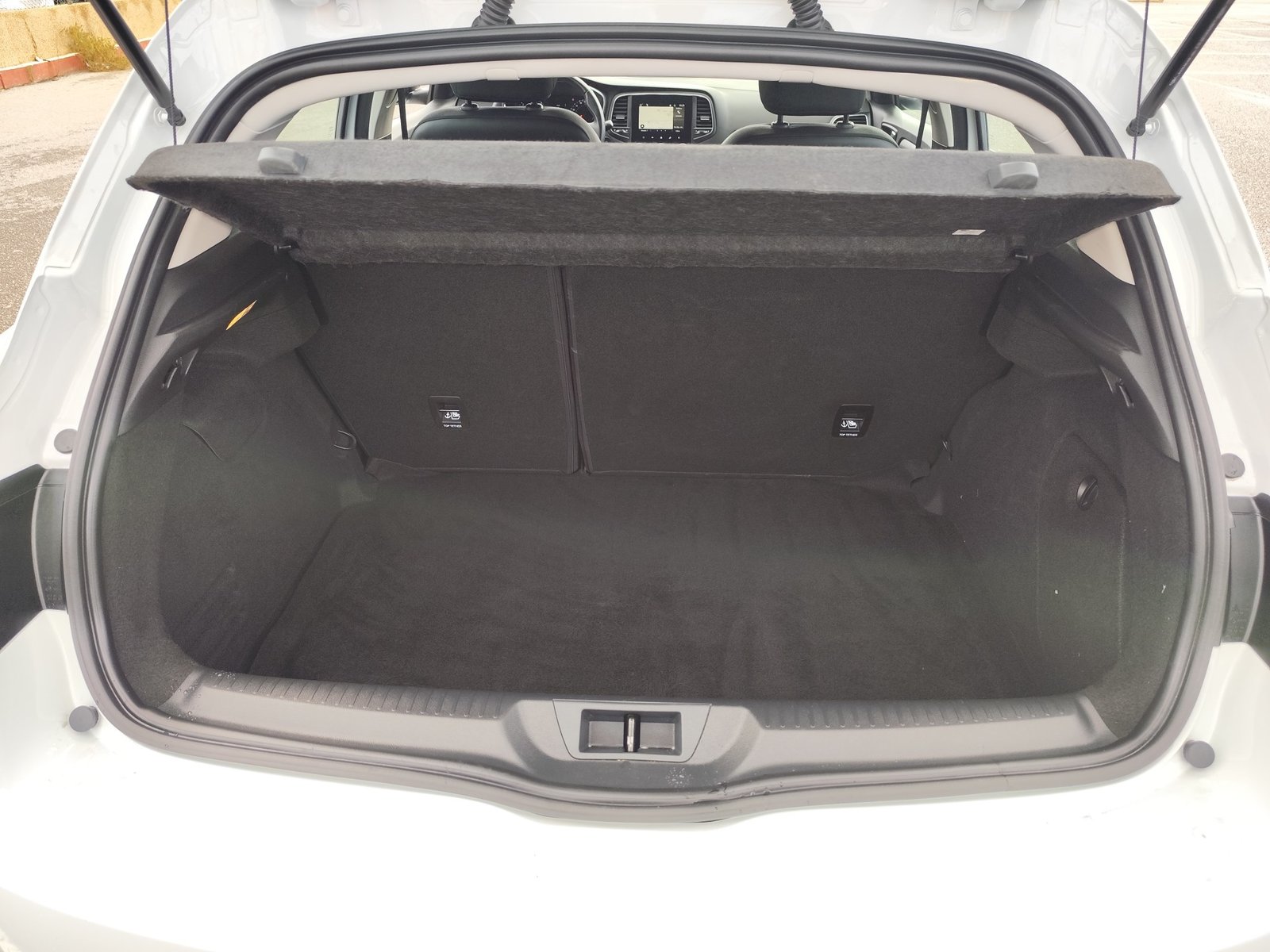 RENAULT MEGANE 1.5 DIESEL 115 CV SOLO 64.000 KM 2022 MANUAL