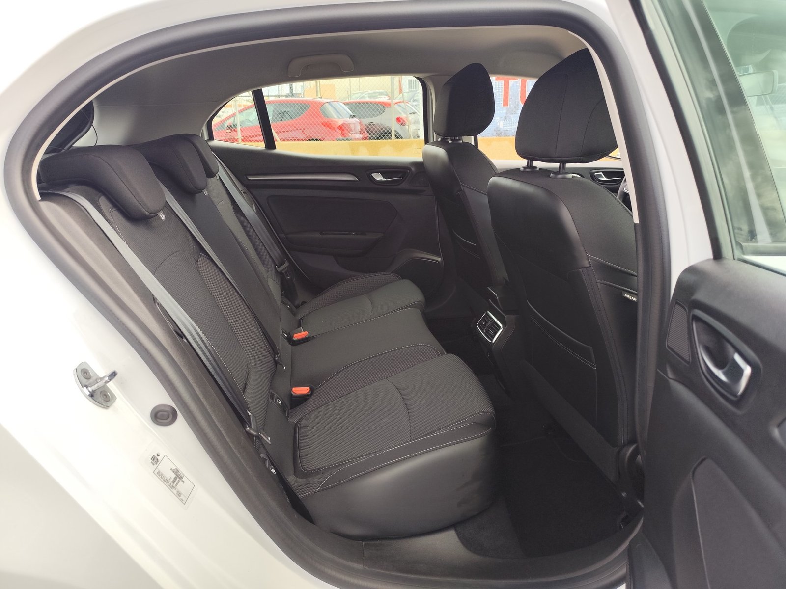RENAULT MEGANE 1.5 DIESEL 115 CV SOLO 64.000 KM 2022 MANUAL