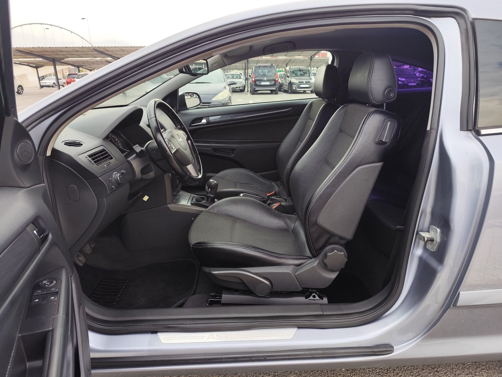OPEL ASTRA GTC 1.9 DIESEL 150 CV 185.000 KM 2005 MANUAL