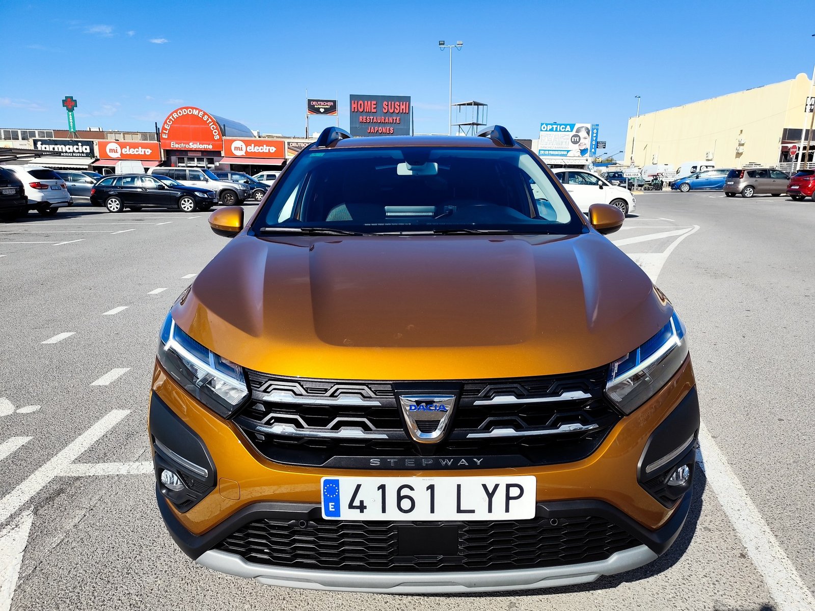 DACIA SANDERO 1.0 GASOLINA 90 CV —SOLO 11.000 KM— 2022 AUTOMATICO