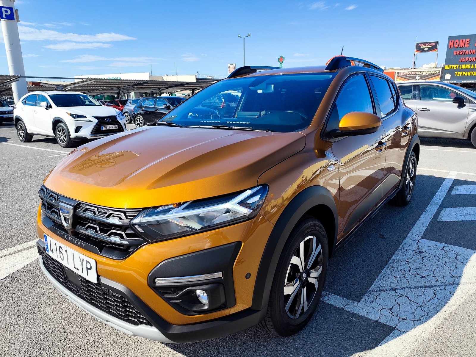 DACIA SANDERO 1.0 GASOLINA 90 CV —SOLO 11.000 KM— 2022 AUTOMATICO