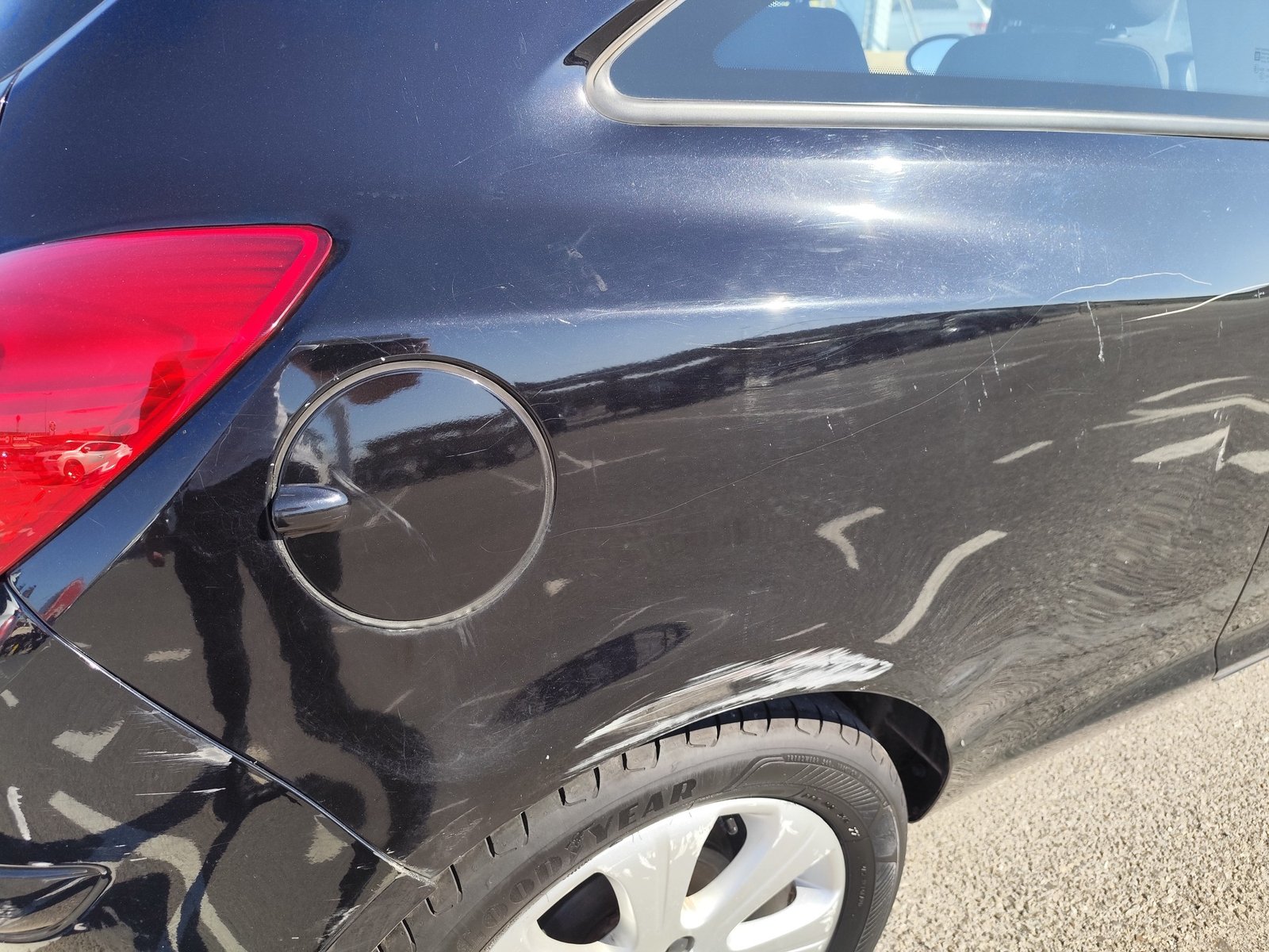 OPEL CORSA 1.3 DIESEL 75 CV 333.000 KM 2008 MANUAL — SIN GARANTIA—