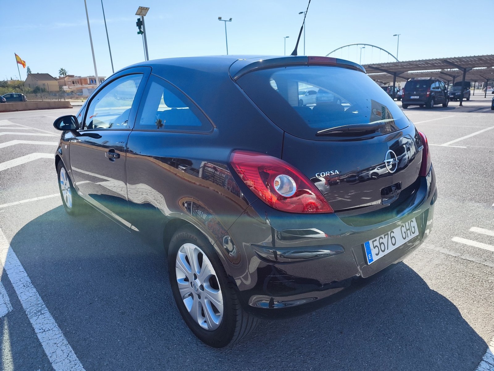 OPEL CORSA 1.3 DIESEL 75 CV 333.000 KM 2008 MANUAL — SIN GARANTIA—