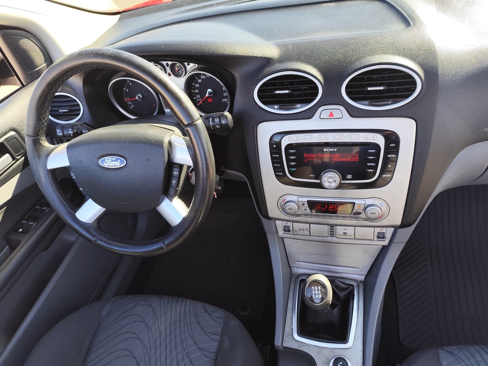 FORD FOCUS 1.6 GASOLINA 100 CV 150.000 KM 2008 MANUAL